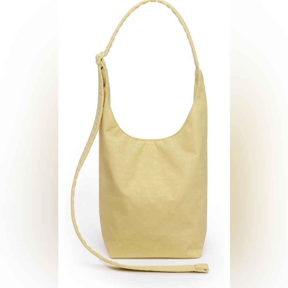 NWT BAGGU small nylon sling in BUTTER